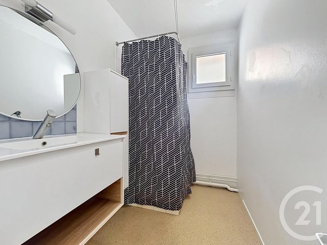 Appartement T2 à vendre - 2 pièces - 47.28 m2 - CHARTRES - 28 - CENTRE - Century 21 Maitrejean Immobilier