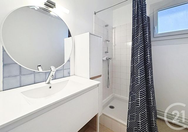 Appartement T2 à vendre - 2 pièces - 47.28 m2 - CHARTRES - 28 - CENTRE - Century 21 Maitrejean Immobilier