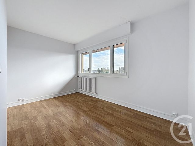 Appartement F4 à vendre - 2 pièces - 45.0 m2 - CHARTRES - 28 - CENTRE - Century 21 Maitrejean Immobilier