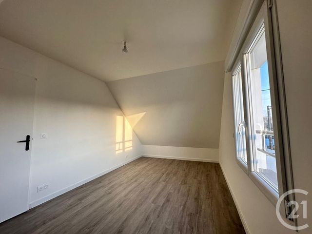 maison à louer - 4 pièces - 90.85 m2 - LUISANT - 28 - CENTRE - Century 21 Maitrejean Immobilier