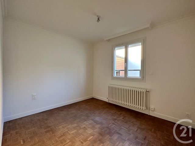 maison à louer - 4 pièces - 90.85 m2 - LUISANT - 28 - CENTRE - Century 21 Maitrejean Immobilier