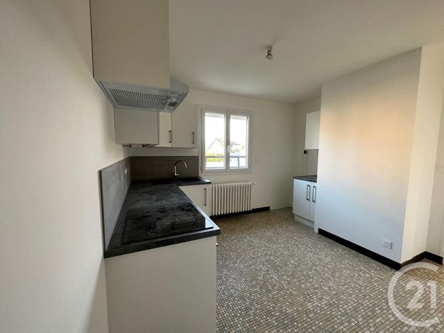 maison à louer - 4 pièces - 90.85 m2 - LUISANT - 28 - CENTRE - Century 21 Maitrejean Immobilier