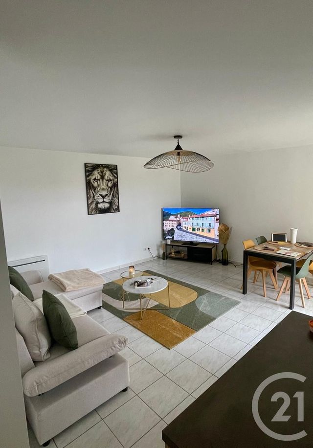 Appartement F3 à louer LEVES