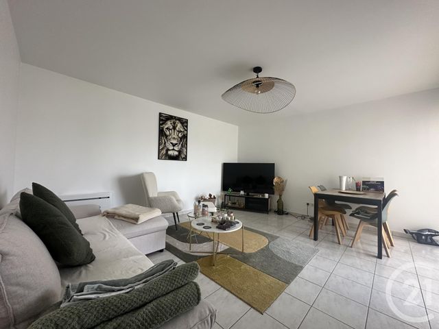 Appartement F3 à louer - 3 pièces - 63.1 m2 - LEVES - 28 - CENTRE - Century 21 Maitrejean Immobilier