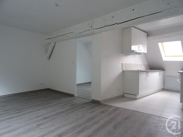 Appartement F3 à louer - 3 pièces - 63.48 m2 - CHARTRES - 28 - CENTRE - Century 21 Maitrejean Immobilier