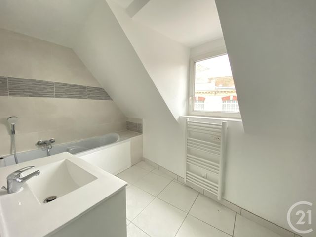 Appartement F3 à louer - 3 pièces - 63.48 m2 - CHARTRES - 28 - CENTRE - Century 21 Maitrejean Immobilier