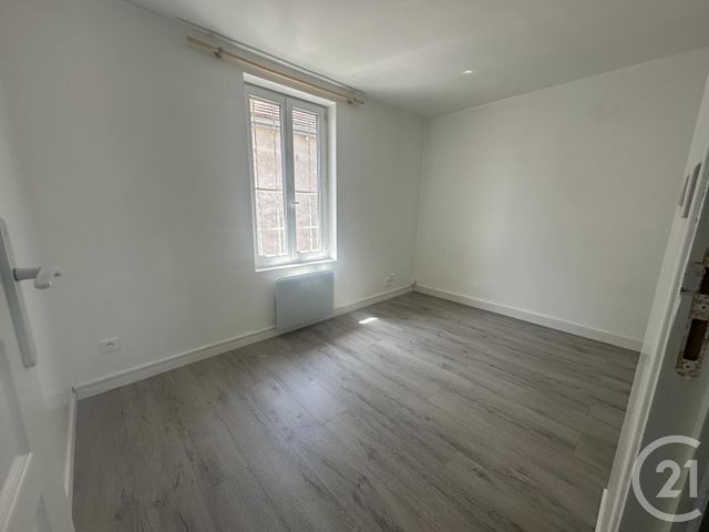 Appartement F3 à louer - 3 pièces - 63.48 m2 - CHARTRES - 28 - CENTRE - Century 21 Maitrejean Immobilier