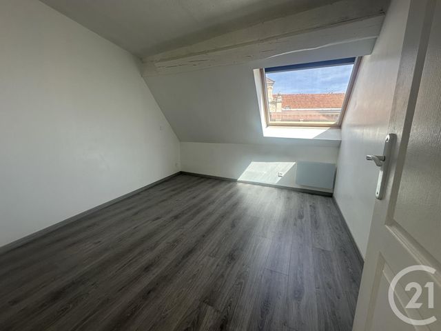 Appartement F3 à louer - 3 pièces - 63.48 m2 - CHARTRES - 28 - CENTRE - Century 21 Maitrejean Immobilier