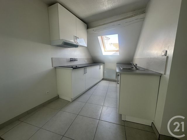 Appartement F3 à louer - 3 pièces - 63.48 m2 - CHARTRES - 28 - CENTRE - Century 21 Maitrejean Immobilier