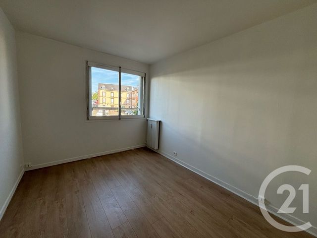 Appartement F2 à louer - 2 pièces - 52.84 m2 - CHARTRES - 28 - CENTRE - Century 21 Maitrejean Immobilier