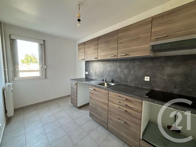 Appartement F2 à louer - 2 pièces - 52.84 m2 - CHARTRES - 28 - CENTRE - Century 21 Maitrejean Immobilier