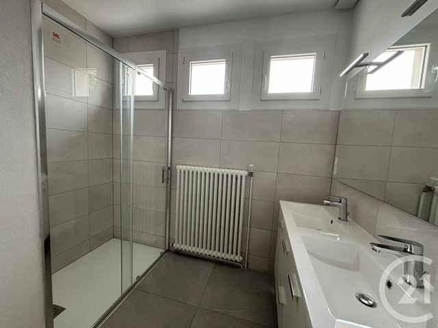 maison à louer - 4 pièces - 92.76 m2 - CHARTRES - 28 - CENTRE - Century 21 Maitrejean Immobilier