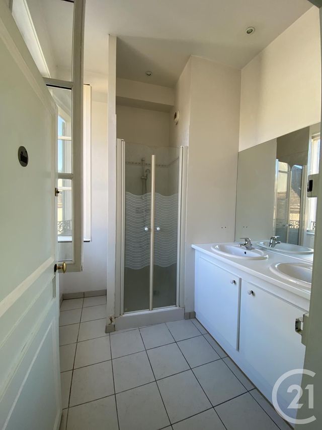 Appartement F2 à louer - 2 pièces - 69.02 m2 - CHARTRES - 28 - CENTRE - Century 21 Maitrejean Immobilier