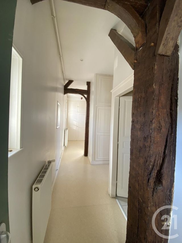 Appartement F2 à louer - 2 pièces - 69.02 m2 - CHARTRES - 28 - CENTRE - Century 21 Maitrejean Immobilier