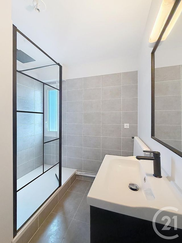 Appartement F4 à vendre - 4 pièces - 85.0 m2 - CHARTRES - 28 - CENTRE - Century 21 Maitrejean Immobilier