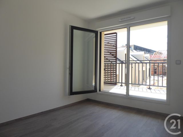 Appartement F4 à louer - 4 pièces - 85.75 m2 - CHARTRES - 28 - CENTRE - Century 21 Maitrejean Immobilier