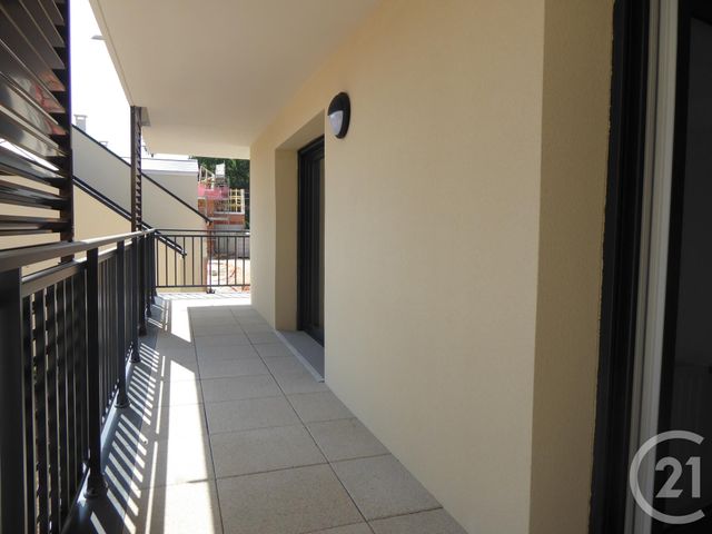 Appartement F4 à louer - 4 pièces - 85.75 m2 - CHARTRES - 28 - CENTRE - Century 21 Maitrejean Immobilier