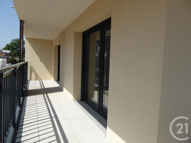 Appartement F4 à louer - 4 pièces - 85.75 m2 - CHARTRES - 28 - CENTRE - Century 21 Maitrejean Immobilier