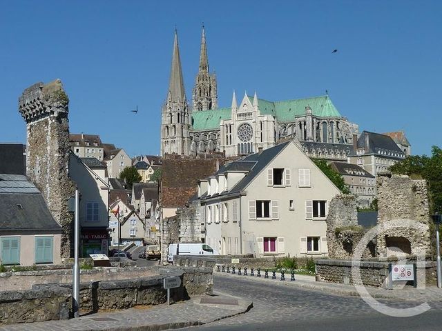 Appartement F2 à louer - 2 pièces - 41.92 m2 - CHARTRES - 28 - CENTRE - Century 21 Maitrejean Immobilier