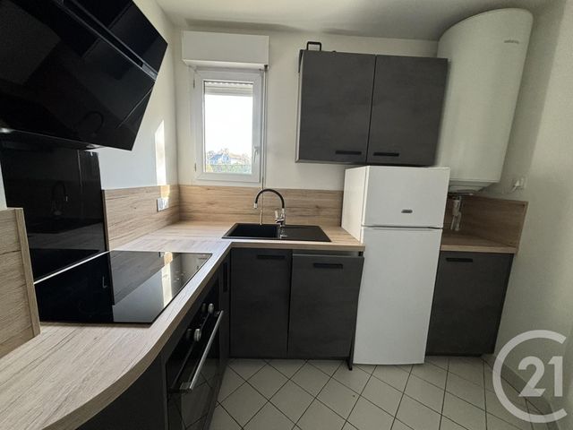 Appartement F2 à louer - 2 pièces - 41.92 m2 - CHARTRES - 28 - CENTRE - Century 21 Maitrejean Immobilier