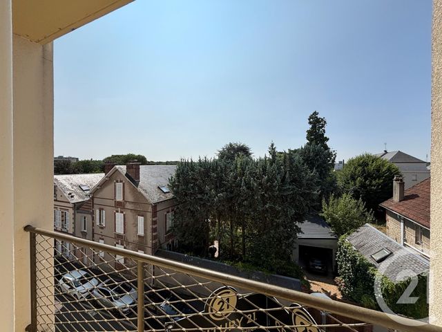 Appartement F2 à louer - 2 pièces - 43.85 m2 - CHARTRES - 28 - CENTRE - Century 21 Maitrejean Immobilier
