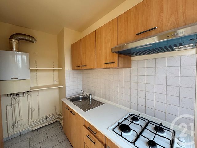 Appartement F2 à louer - 2 pièces - 43.85 m2 - CHARTRES - 28 - CENTRE - Century 21 Maitrejean Immobilier