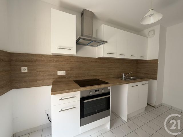 Appartement F2 à louer - 2 pièces - 53.34 m2 - CHARTRES - 28 - CENTRE - Century 21 Maitrejean Immobilier