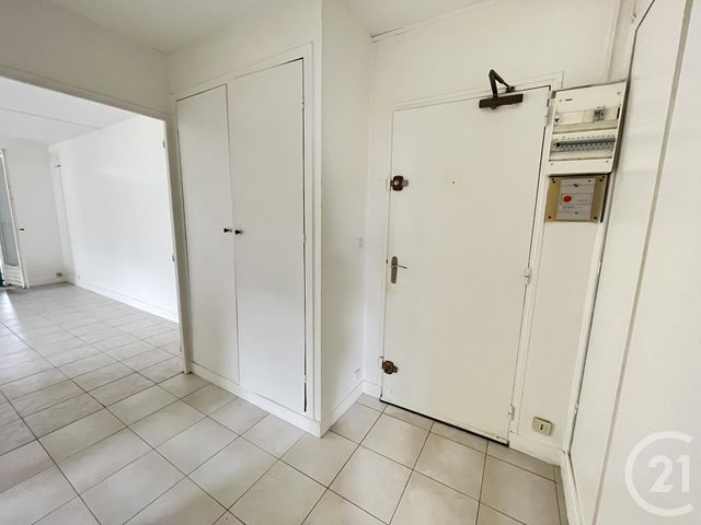 Appartement F3 à louer - 3 pièces - 70.0 m2 - LE COUDRAY - 28 - CENTRE - Century 21 Maitrejean Immobilier