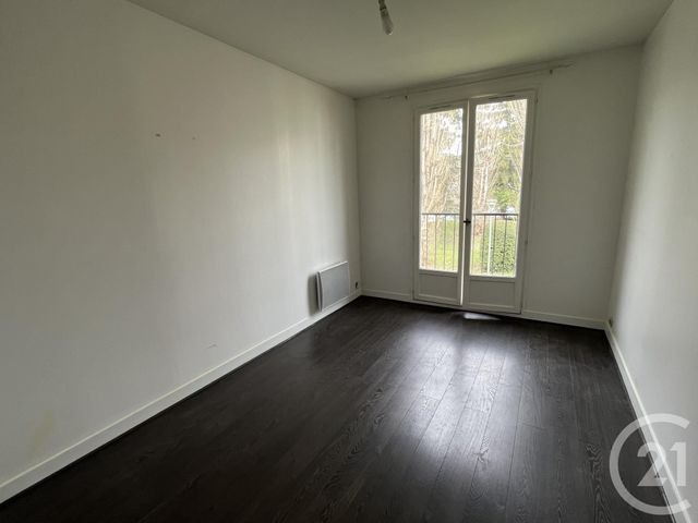 Appartement F3 à louer - 3 pièces - 70.0 m2 - LE COUDRAY - 28 - CENTRE - Century 21 Maitrejean Immobilier