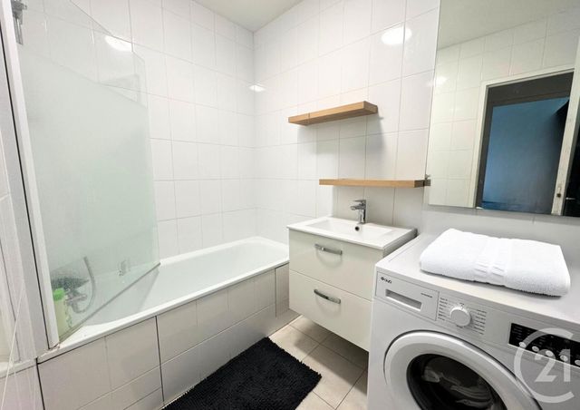 Appartement F3 à louer - 3 pièces - 70.0 m2 - LE COUDRAY - 28 - CENTRE - Century 21 Maitrejean Immobilier