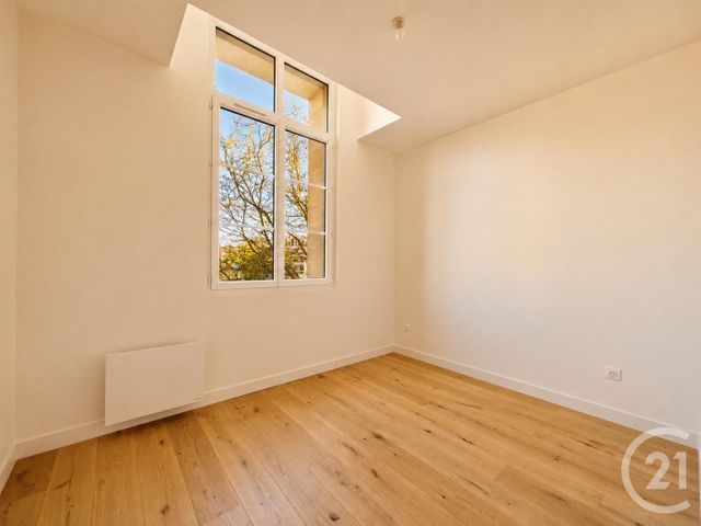 Appartement T3 à vendre - 3 pièces - 65.88 m2 - CHARTRES - 28 - CENTRE - Century 21 Maitrejean Immobilier