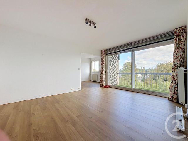 Appartement F5 à vendre - 5 pièces - 102.0 m2 - CHARTRES - 28 - CENTRE - Century 21 Maitrejean Immobilier