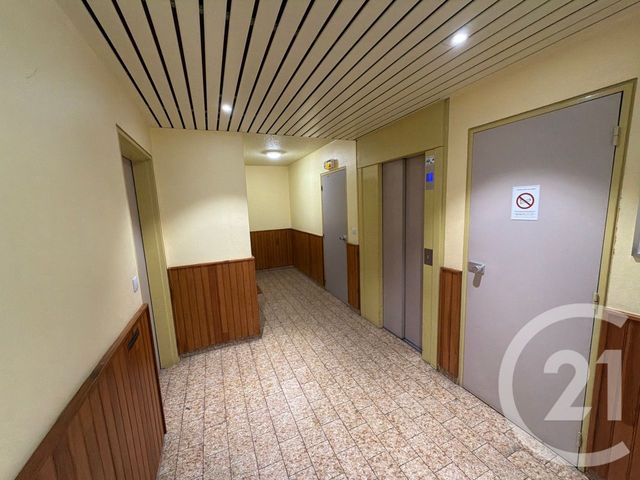 Appartement F1 à vendre - 1 pièce - 20.12 m2 - CHARTRES - 28 - CENTRE - Century 21 Maitrejean Immobilier