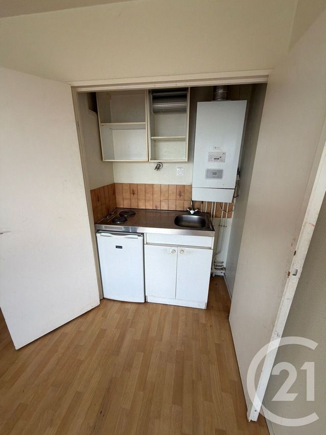 Appartement F1 à vendre - 1 pièce - 20.12 m2 - CHARTRES - 28 - CENTRE - Century 21 Maitrejean Immobilier