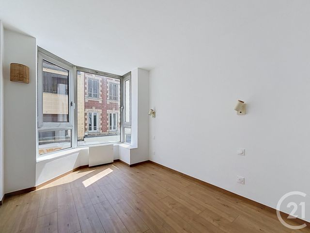 Appartement T4 à vendre - 5 pièces - 109.91 m2 - CHARTRES - 28 - CENTRE - Century 21 Maitrejean Immobilier