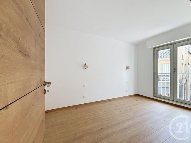 Appartement T4 à vendre - 5 pièces - 109.91 m2 - CHARTRES - 28 - CENTRE - Century 21 Maitrejean Immobilier
