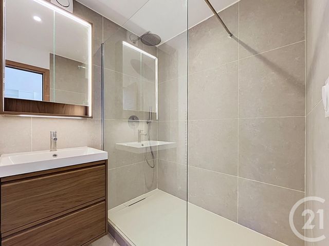Appartement T4 à vendre - 5 pièces - 109.91 m2 - CHARTRES - 28 - CENTRE - Century 21 Maitrejean Immobilier