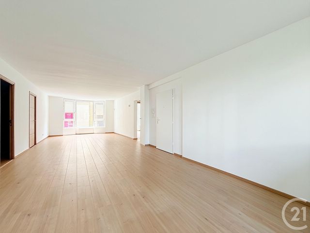 Appartement T4 à vendre - 5 pièces - 109.91 m2 - CHARTRES - 28 - CENTRE - Century 21 Maitrejean Immobilier