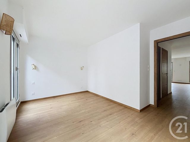 Appartement F3 à vendre - 3 pièces - 72.29 m2 - CHARTRES - 28 - CENTRE - Century 21 Maitrejean Immobilier