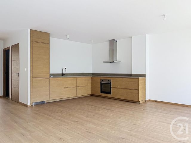 Appartement F3 à vendre - 3 pièces - 72.29 m2 - CHARTRES - 28 - CENTRE - Century 21 Maitrejean Immobilier
