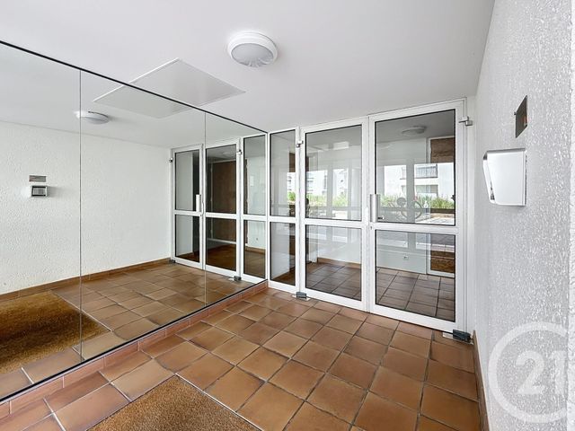 Appartement F3 à vendre - 3 pièces - 72.29 m2 - CHARTRES - 28 - CENTRE - Century 21 Maitrejean Immobilier