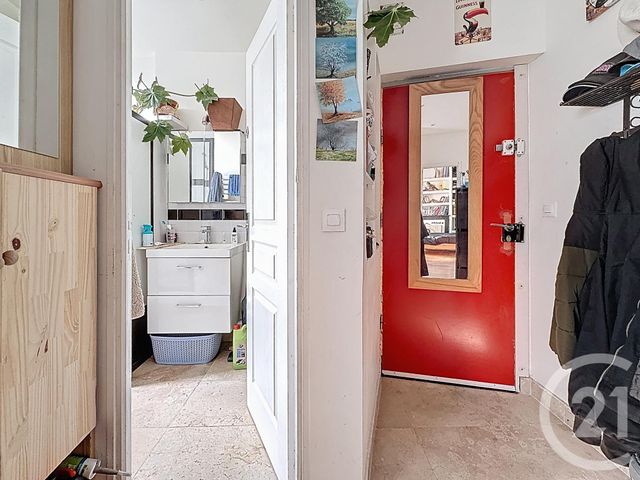 Appartement T2 à vendre - 2 pièces - 26.63 m2 - CHARTRES - 28 - CENTRE - Century 21 Maitrejean Immobilier