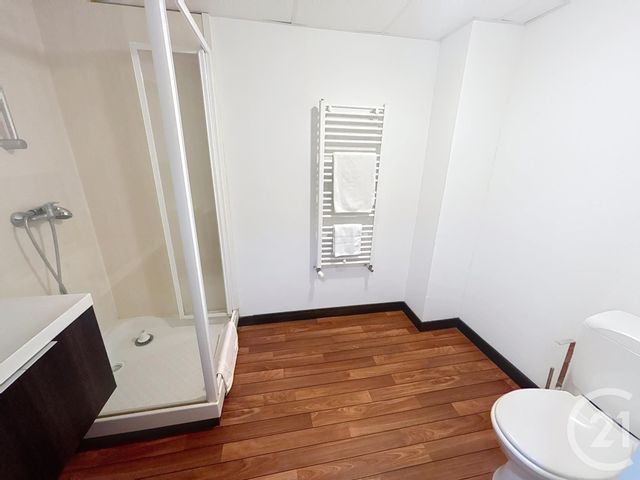 Appartement F1 à vendre - 1 pièce - 38.0 m2 - CHARTRES - 28 - CENTRE - Century 21 Maitrejean Immobilier