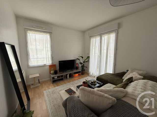 Appartement F2 à louer - 2 pièces - 42.93 m2 - MAINVILLIERS - 28 - CENTRE - Century 21 Maitrejean Immobilier