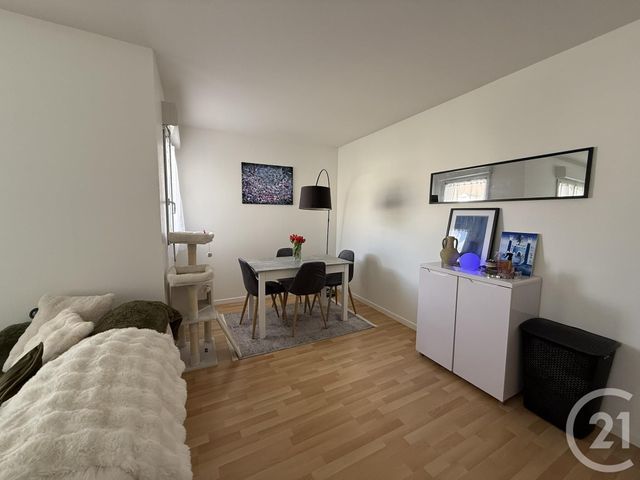 Appartement F2 à louer - 2 pièces - 42.93 m2 - MAINVILLIERS - 28 - CENTRE - Century 21 Maitrejean Immobilier