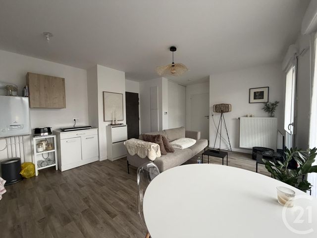 Appartement F2 à louer - 2 pièces - 41.35 m2 - LUCE - 28 - CENTRE - Century 21 Maitrejean Immobilier