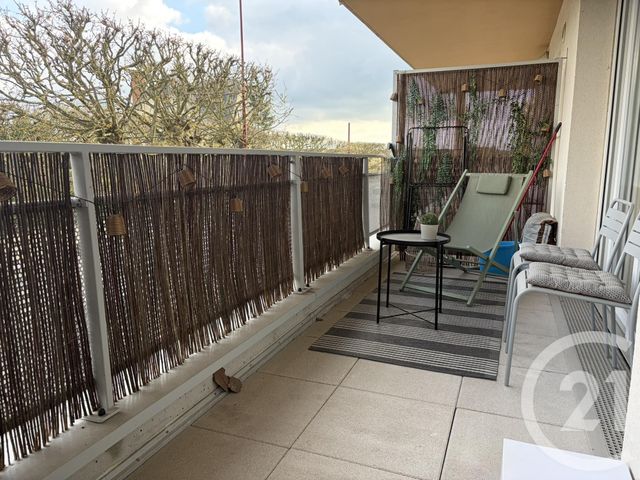 Appartement F2 à louer - 2 pièces - 41.35 m2 - LUCE - 28 - CENTRE - Century 21 Maitrejean Immobilier