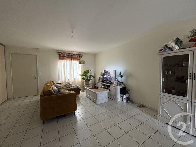 maison à louer - 5 pièces - 127.82 m2 - LUISANT - 28 - CENTRE - Century 21 Maitrejean Immobilier
