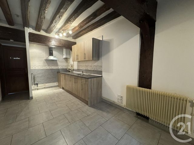 Appartement T2 à louer - 2 pièces - 41.04 m2 - CHARTRES - 28 - CENTRE - Century 21 Maitrejean Immobilier