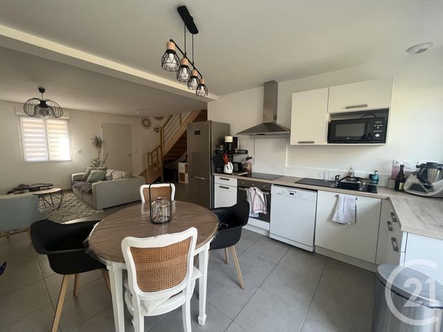 maison à louer - 4 pièces - 89.97 m2 - CHARTRES - 28 - CENTRE - Century 21 Maitrejean Immobilier